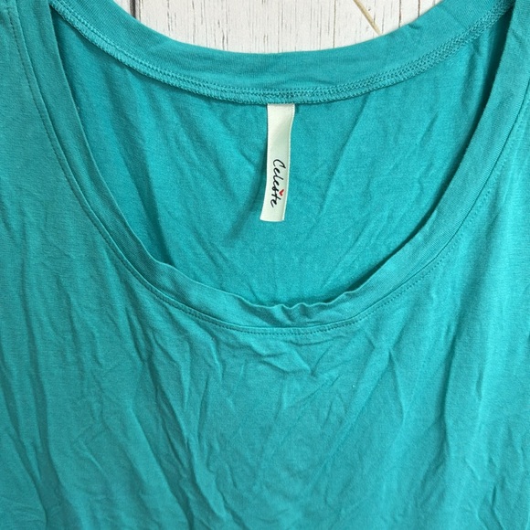 Celeste Floral Pattern Tank Top - Picture 4 of 7